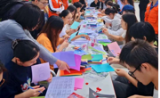 指尖绘锦绣，同心润心田：世界精神卫生日不织布活动解锁情绪疗愈新方式