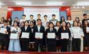贵州民族大学第九届学工助理团队召开2024年度换届暨表彰大会